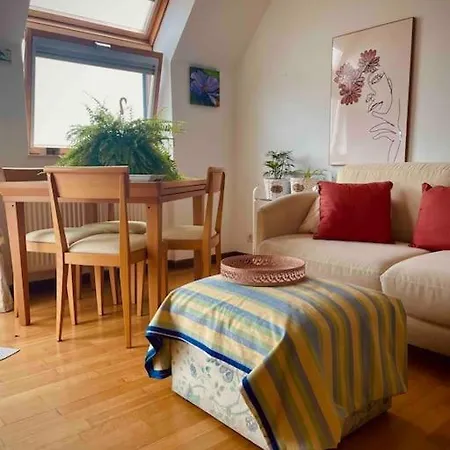 Apartamento Con Vistas Apartment *
