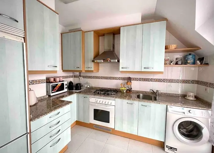 Apartamento Con Vistas * サダ